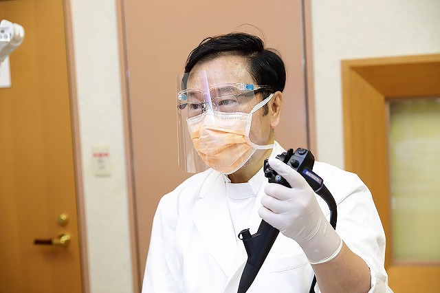 経験豊富な内視鏡専門医による胃カメラ検査